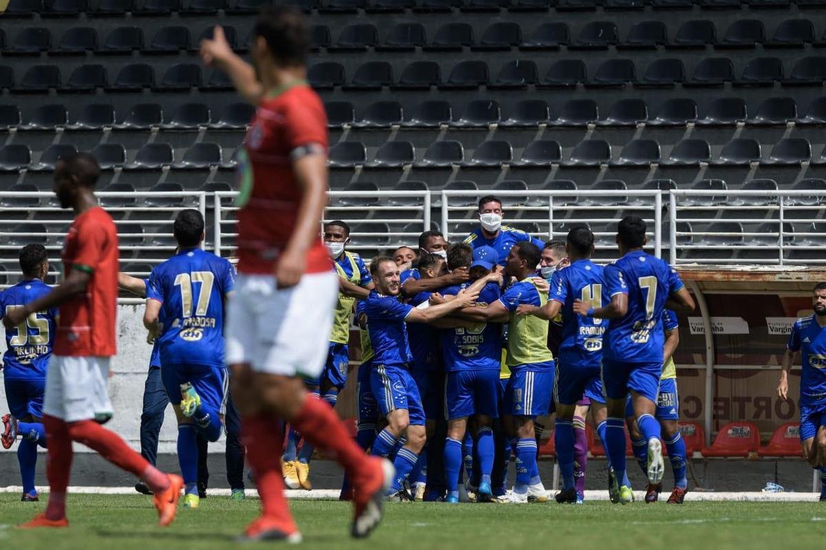 Boa e Cruzeiro se enfrentaram na manhã deste domingo de Páscoa na abertura da 7ª rodada