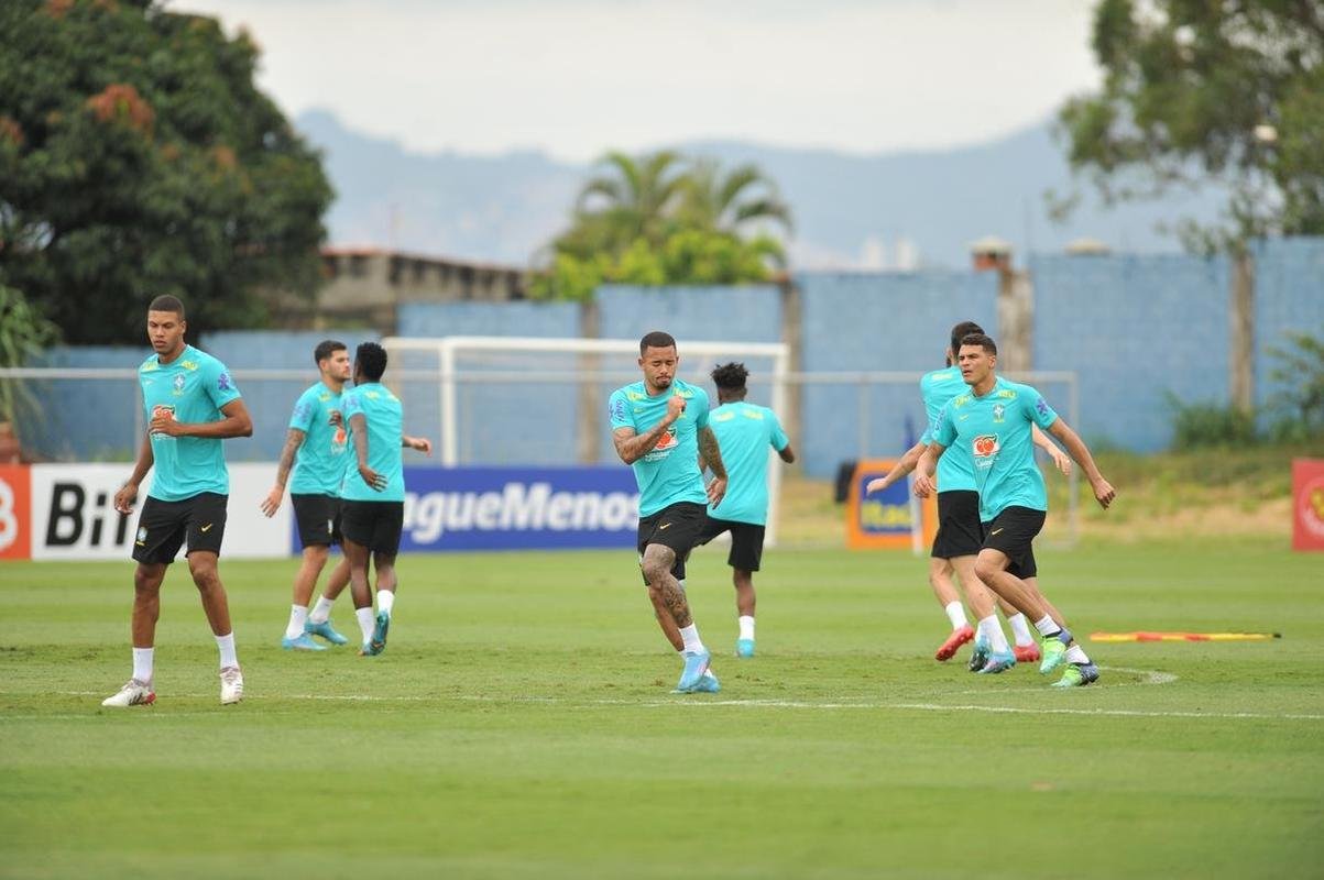 Seleo Brasileira concluiu na Toca da Raposa II, CT do Cruzeiro, em BH, a preparao para enfrentar o Paraguai no Mineiro pelas Eliminatrias da Copa do Mundo do Catar