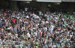 As torcidas de Amrica e Atltico no Independncia, durante o clssico pela 24 rodada do Campeonato Brasileiro