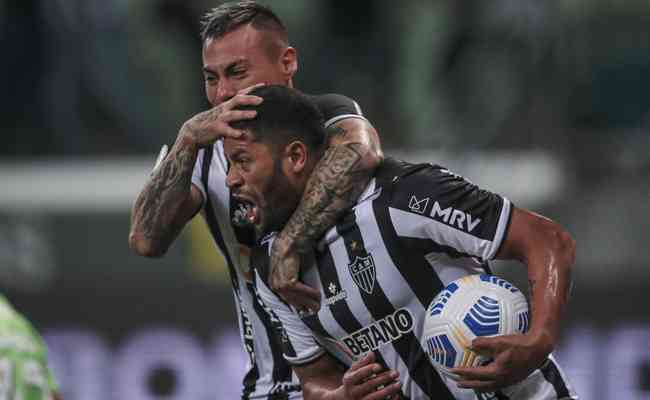 Hulk marcou gol decisivo no empate em 2 a 2 entre Palmeiras e Atlético pelo Campeonato Brasileiro de 2021