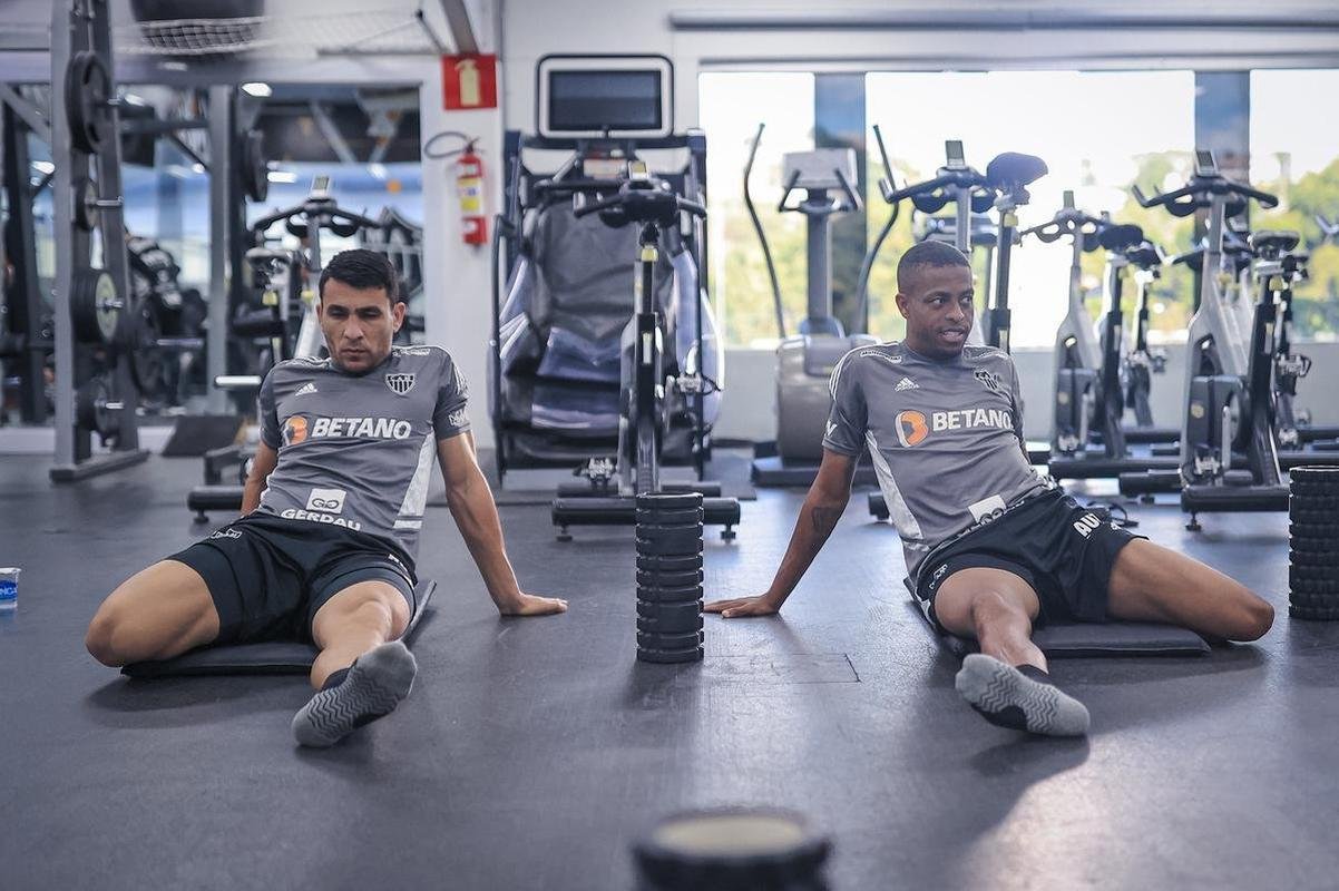 Aps o empate com o Fortaleza, elenco do Atltico treinou na Cidade do Galo, na tarde desta tera-feira (25/10).