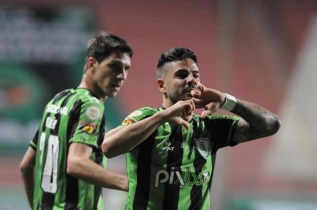 Amrica e Gois se enfrentaram no Independncia, pela 15 rodada da Srie A do Campeonato Brasileiro