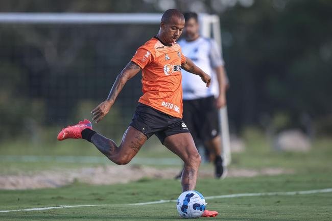 Galo fechou preparao para estreia na Libertadores com atividade no CT do Tolima