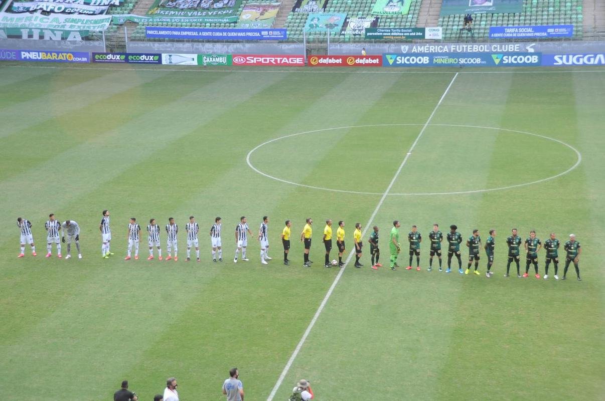 Fotos do jogo de ida da final do Campeonato Mineiro, entre Amrica e Atltico, no Independncia, em Belo Horizonte