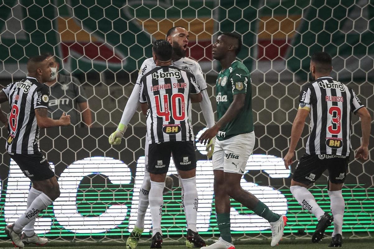 Everson defendeu pnalti do Palmeiras cobrado por Patrick de Paula