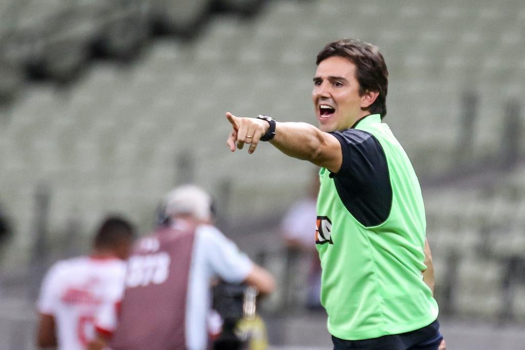 Veja imagens do empate entre Ferrovirio-CE e Atltico no Castelo