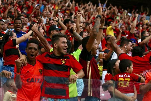 Em estreia de novo uniforme, Sport enfrenta o Botafogo-SP, na Arena de Pernambuco, em partida válida pela 16ª rodada da Série B
