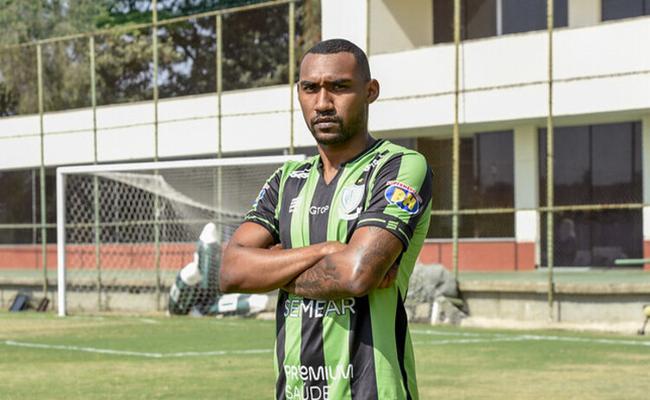 Arthur disputou apenas um jogo com a camisa do América