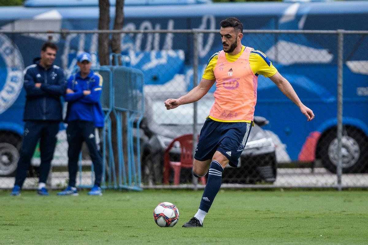 Fotos do treino do Cruzeiro desta segunda-feira (18/10)
