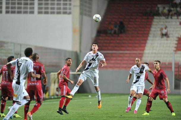 Amrica e Ponte Preta se enfrentaram pela 32 rodada da Srie B do Campeonato Brasileiro