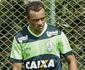 Agora  oficial: Amrica anuncia a contratao do lateral-esquerdo Carlinhos