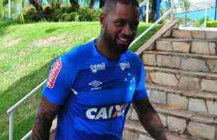 Cruzeiro iniciou temporada 2018 com reapresentao do elenco nesta quarta-feira; na foto, o zagueiro Ded