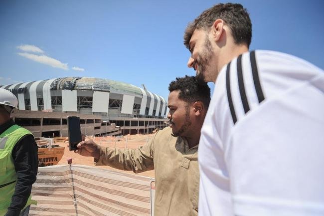 Na manh deste sbado (24/9), jogadores, comisso tcnica e diretoria do Atltico visitaram as obras da Arena MRV, futura casa do Galo.