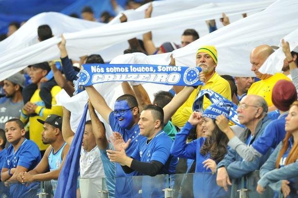 Torcida do Cruzeiro no duelo desta tera, no Mineiro, contra o Racing, pela Libertadores