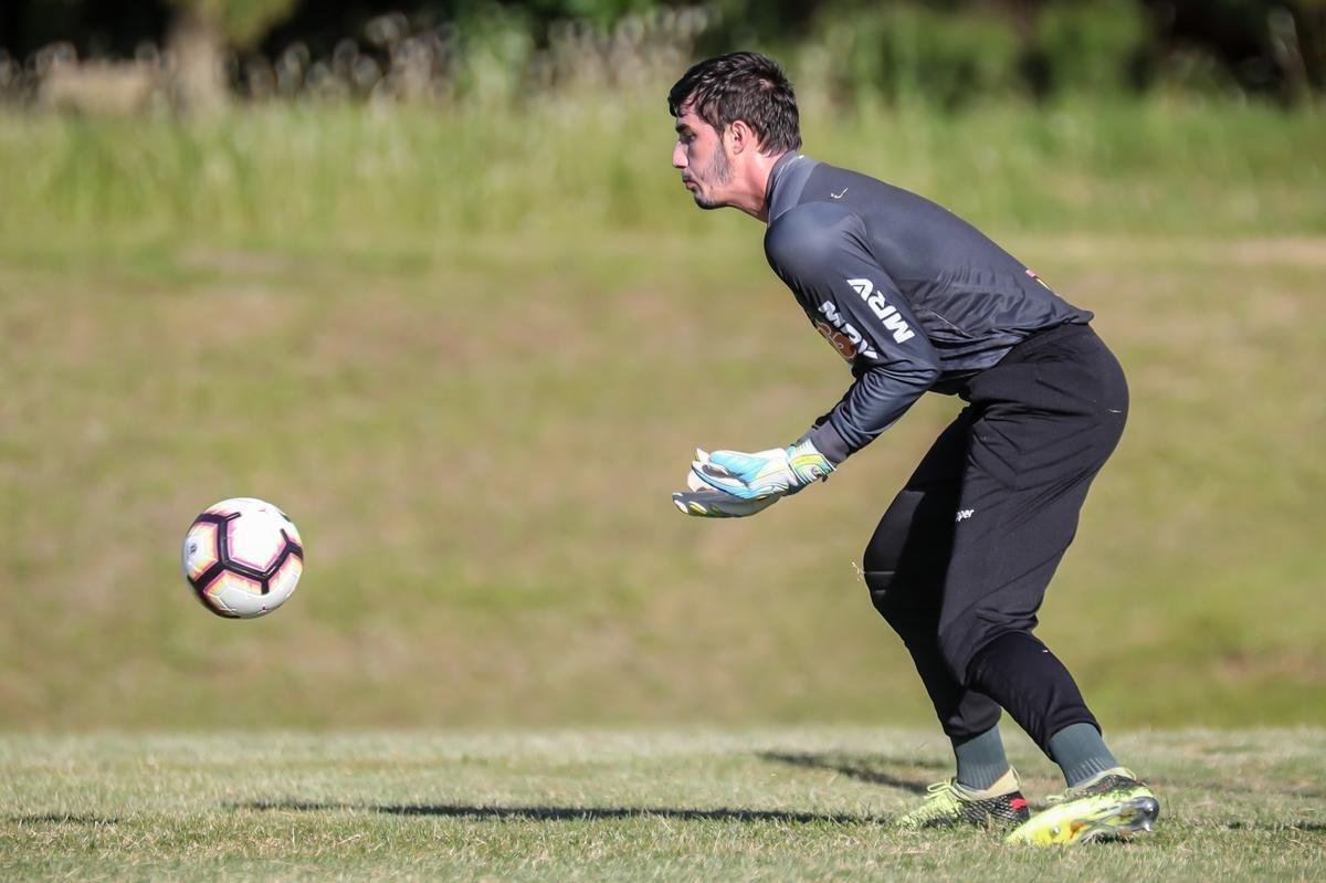 Jogadores do Atltico treinaram no CT do Danubio, em Montevidu, nesta tera-feira