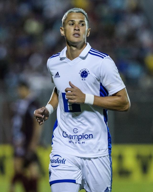 O Cruzeiro estreou no Mineiro de 2023 contra o Patrocinense, em Patrocnio