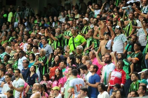 Amrica vence o Bragantino no Independncia e entra no G4 da Srie B