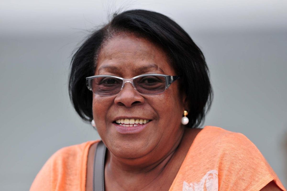 05/11/2013 - Visita de Dona Miguelina, me de Ronaldinho,  Cidade do Galo