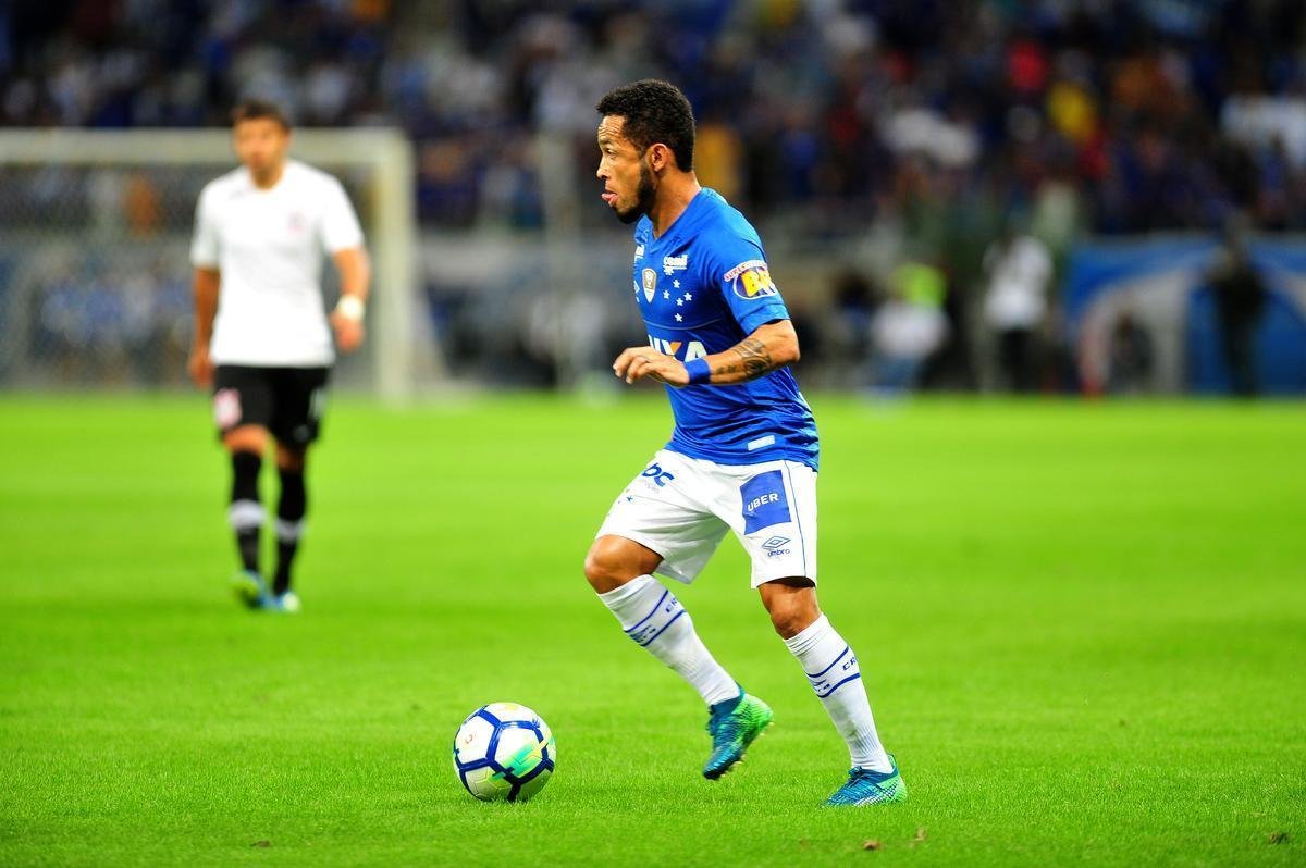 Fotos de Cruzeiro x Corinthians, nesta quarta-feira (4/7), em amistoso no Mineiro