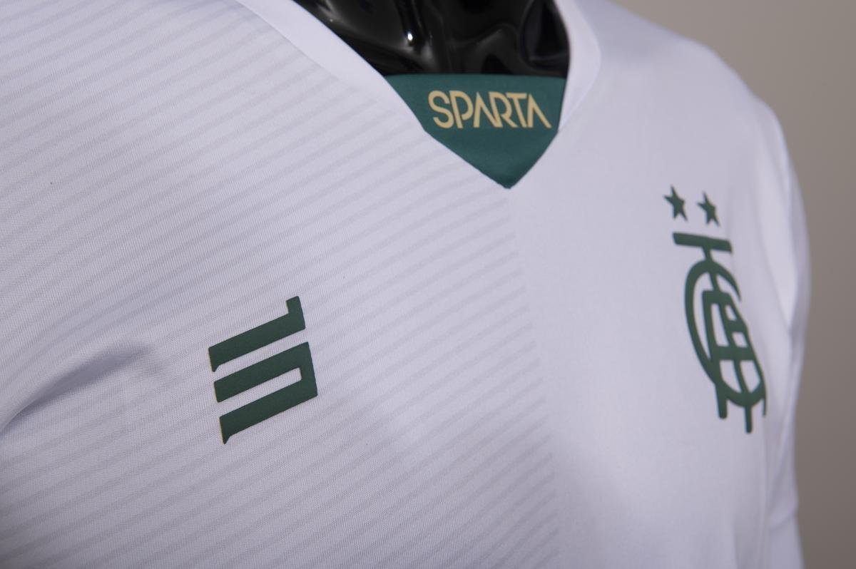 Amrica divulgou fotos de sua nova coleo de uniformes da fornecedora Sparta