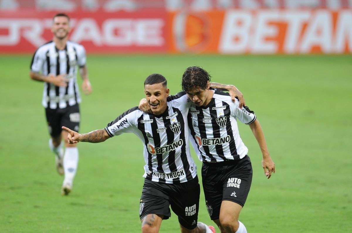 Arana fechou a vitria do Atltico por 3 a 1 sobre o Amrica