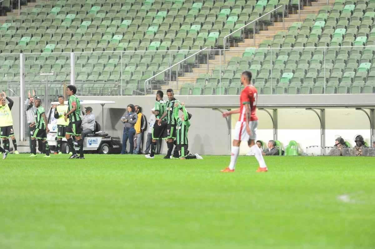 Amrica e Boa Esporte se enfrentaram no Independncia, pela 13 rodada da Srie B do Campeonato Brasileiro