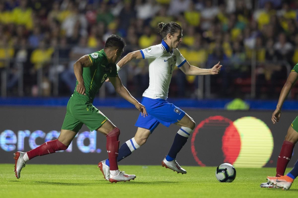 Seleo venceu com dois gols de Coutinho e um de Everton Cebolinha