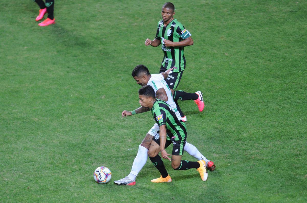 Fotos do jogo entre Amrica e Cuiab, no Independncia, em Belo Horizonte, pela segunda da Srie B do Brasileiro