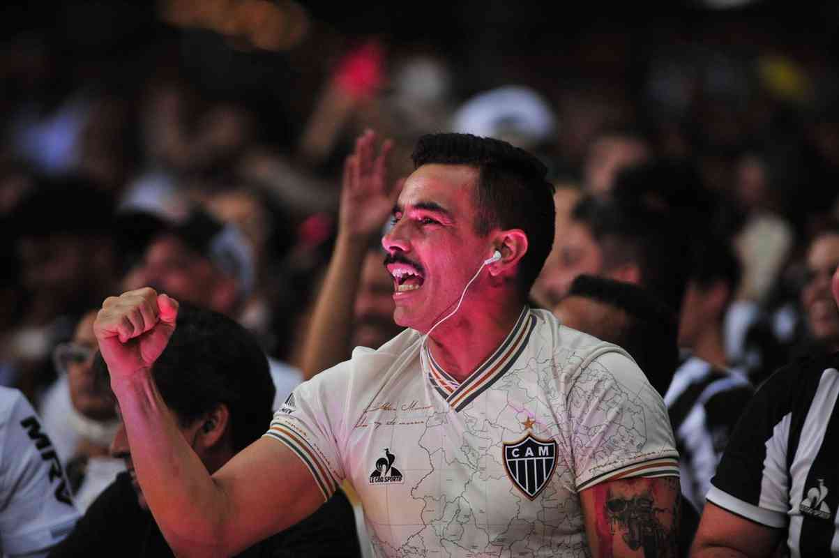 Fotos da festa da torcida do Atlético no Mineirão na partida contra o Corinthians pela 31ª partida pelo Brasileiro