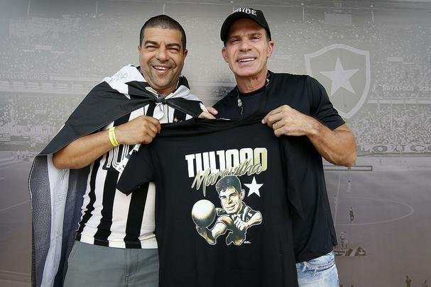 Fotos da vitória do Botafogo sobre o Atlético, por 2 a 1, no Engenhão, pela 18ª rodada do Brasileiro