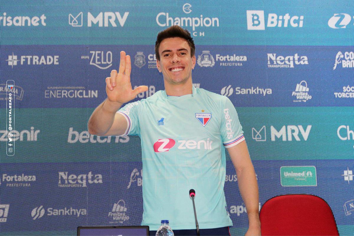 Fortaleza contratou o goleiro Luan Polli