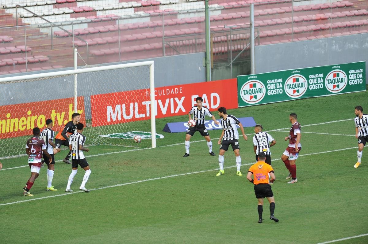 Fotos da vitria do Atltico sobre o Patrocinense, por 3 a 1, no Independncia, em Belo Horizonte, pela quarta rodada do Campeonato Mineiro. Mando foi do clube do interior, que no pde realizar a partida em Patrocnio devido ao elevado nmero de casos de COVID-19 na cidade.