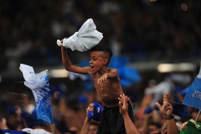 Fotos do show da torcida do Cruzeiro no Mineiro