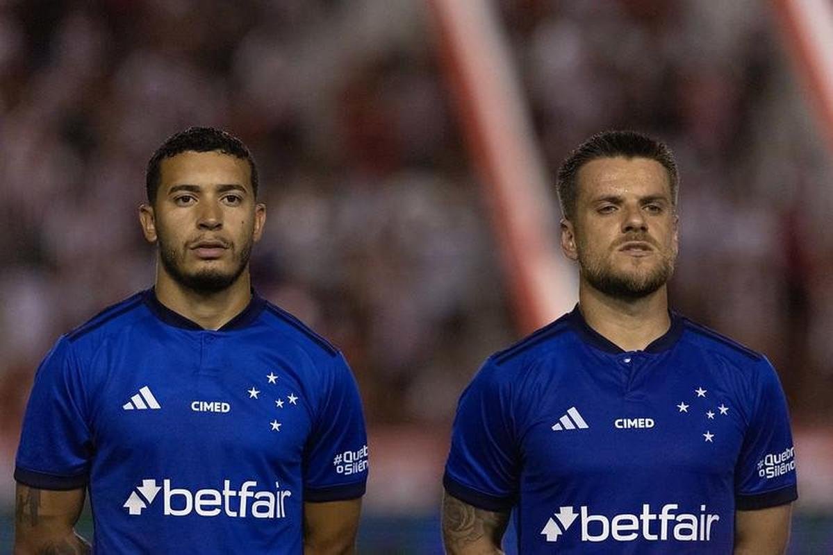 Nutico e Cruzeiro se enfrentaram nesta quinta-feira (13/4), no estdio dos Aflitos, no Recife, pelo jogo de ida da terceira fase da Copa do Brasil