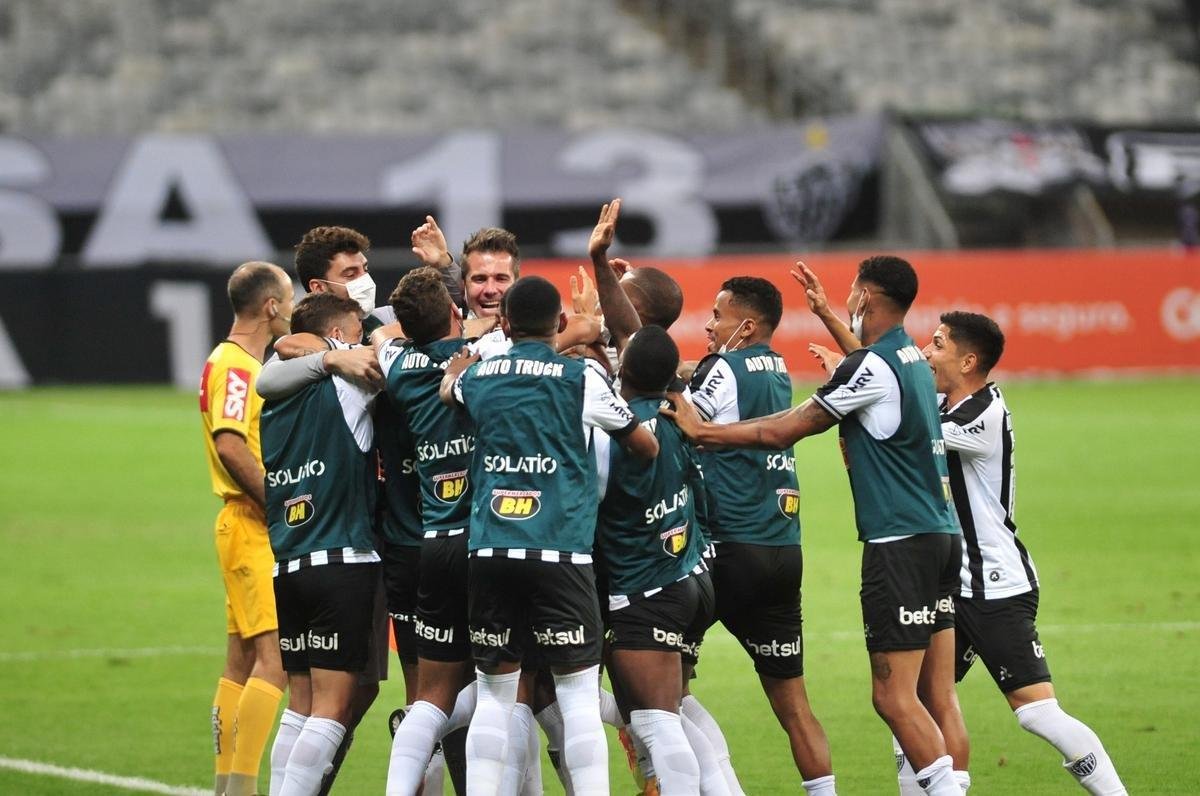 Fotos do jogo entre Atltico e Grmio, no Mineiro