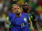 Galvo Bueno rasga elogios a Daniel Alves em derrota do Brasil: 'Belo jogo'