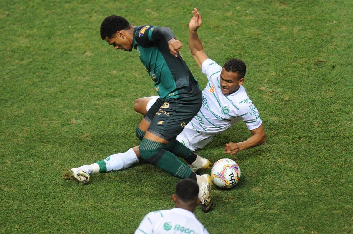 Fotos do jogo entre Amrica e Juventude, no Independncia, em Belo Horizonte, pela 23 rodada da Srie B do Campeonato Brasileiro