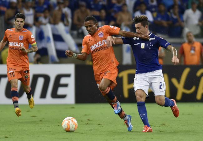 Chilean Eugenio Mina played with Cruzeiro in 2015. Currently, he is playing left back at Universidad Católica in Chile.