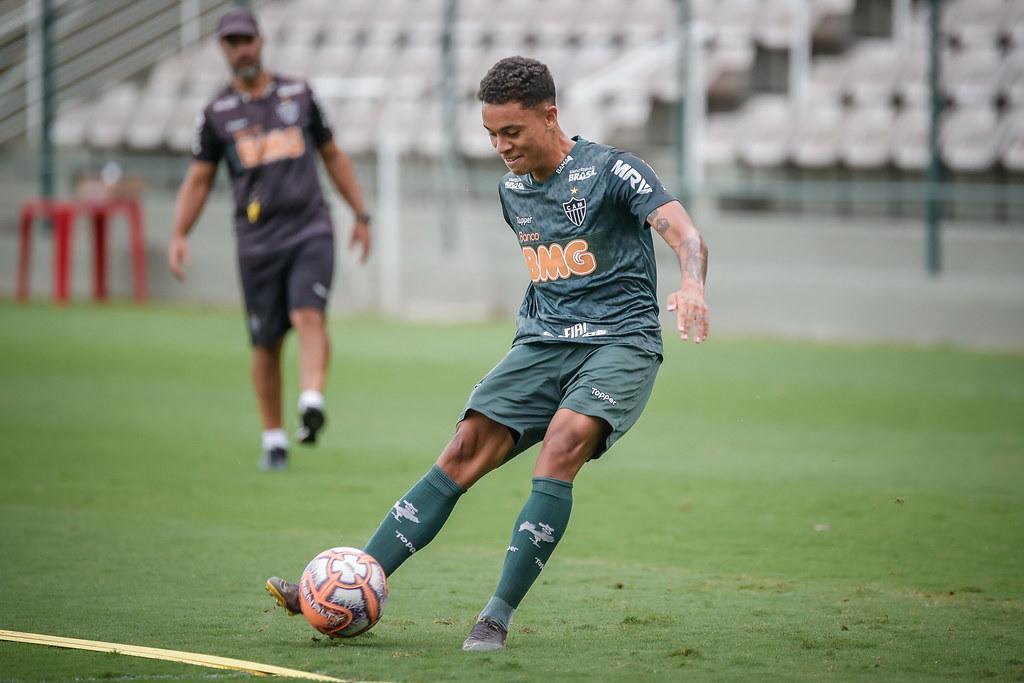 Bruninho - revelado pelo Atltico no ano passado, o meia busca o primeiro ttulo com a camisa do Galo. Ele jogou duas vezes no Estadual.