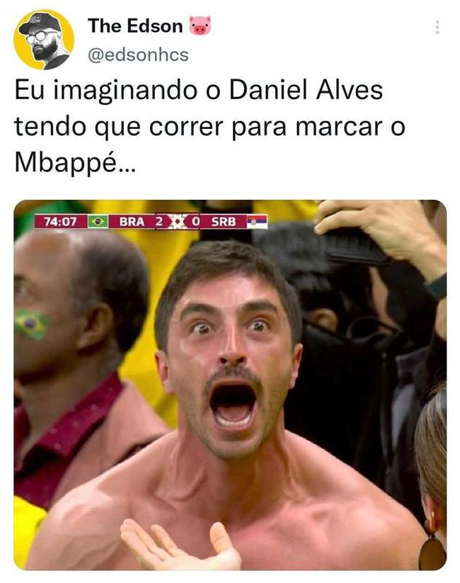 Com a lesão de Danilo, Daniel Alves é cotado para ser titular da lateral direita