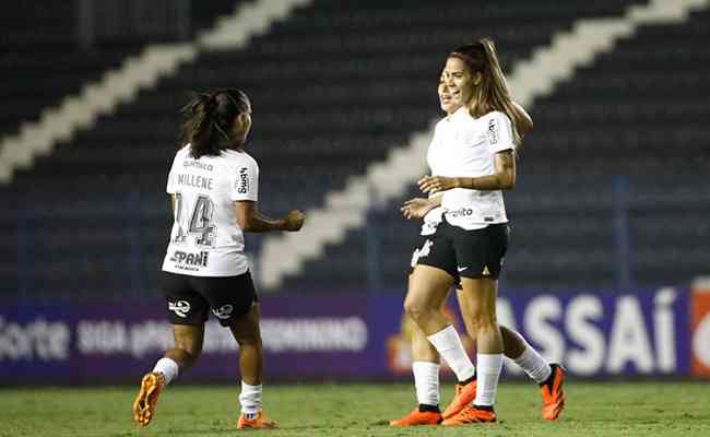 Corinthians comemora segundo gol no Parque So Jorge