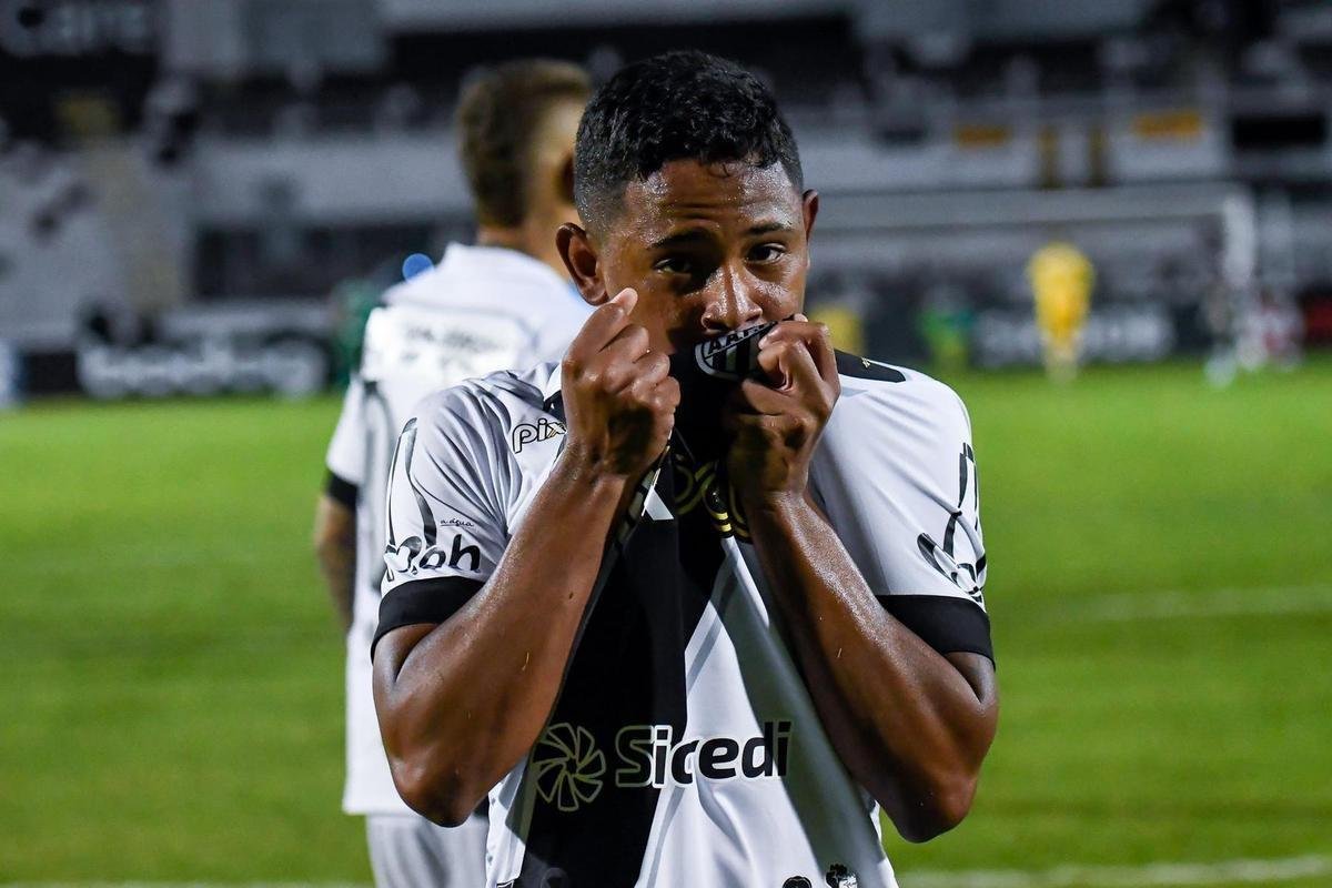 Ponte Preta permaneceu na Srie B