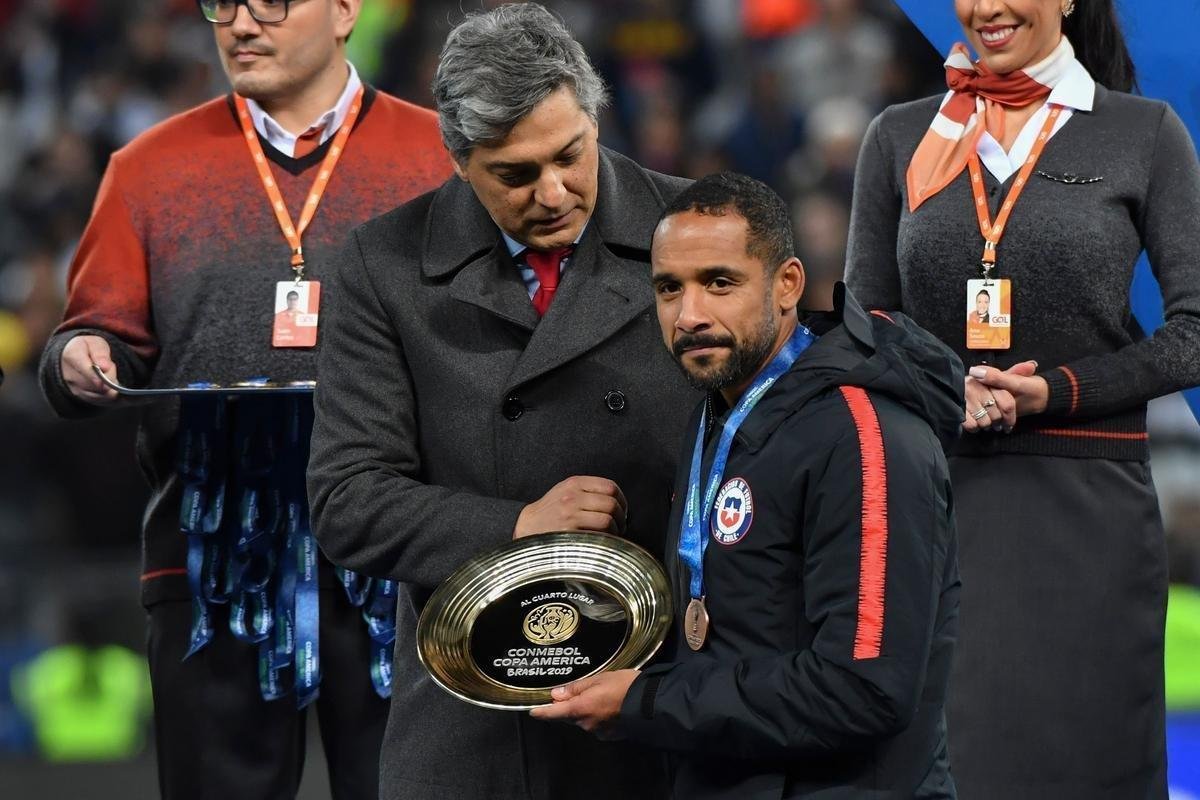 Argentina derrotou Chile por 2 a 1 na Arena Corinthians, em So Paulo, e ficou com a terceira posio da Copa Amrica. Veja fotos das premiaes das duas selees.