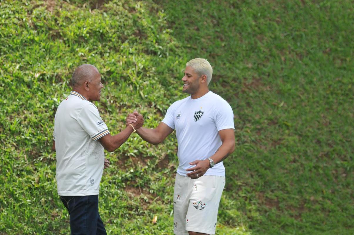 Encontro dos campees brasileiros pelo Atletico, Dad Maravilha e Hulk, na Cidade do Galo. 