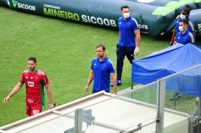 Fotos do jogo entre Amrica e Cruzeiro, pela semifinal do Mineiro