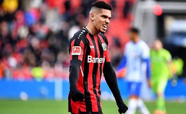 Paulinho, de 23 anos, vem sendo pouco aproveitado e deixar Bayer Leverkusen