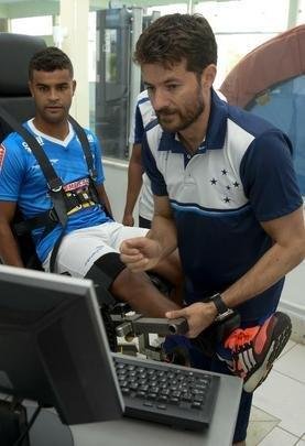 Cruzeiro se reapresentou nesta quarta-feira, na Toca da Raposa II, com novidades