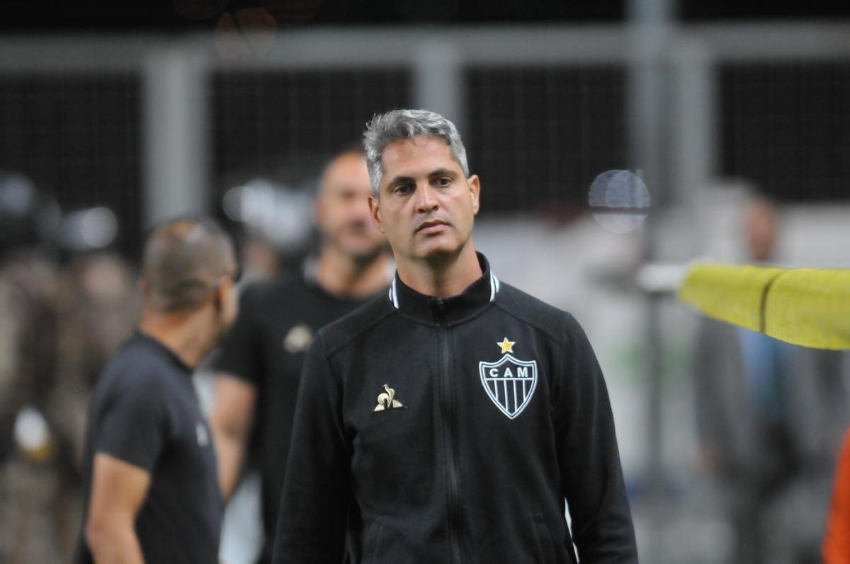 Fotos da vitria do Atltico sobre o Cear, por 2 a 1, no Independncia, com gols de Otero e Luan. Thiago Gallhardo descontou para os cearenses