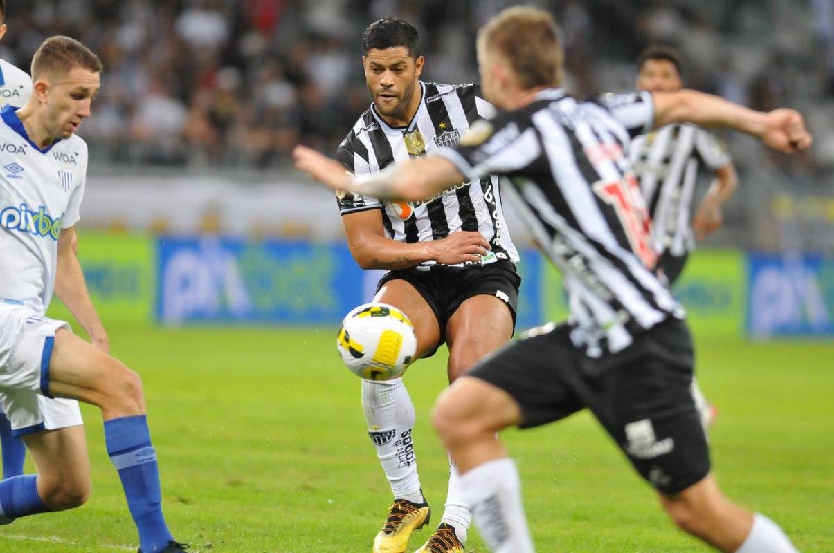 Fotos do jogo entre Atltico e Ava, pelo Campeonato Brasileiro