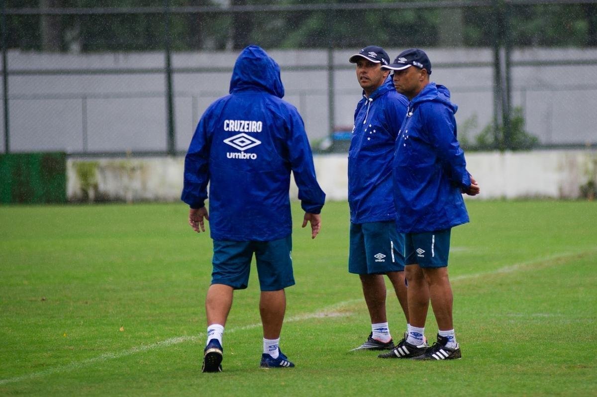 Imagens do treinamento do Cruzeiro no Rio de Janeiro
